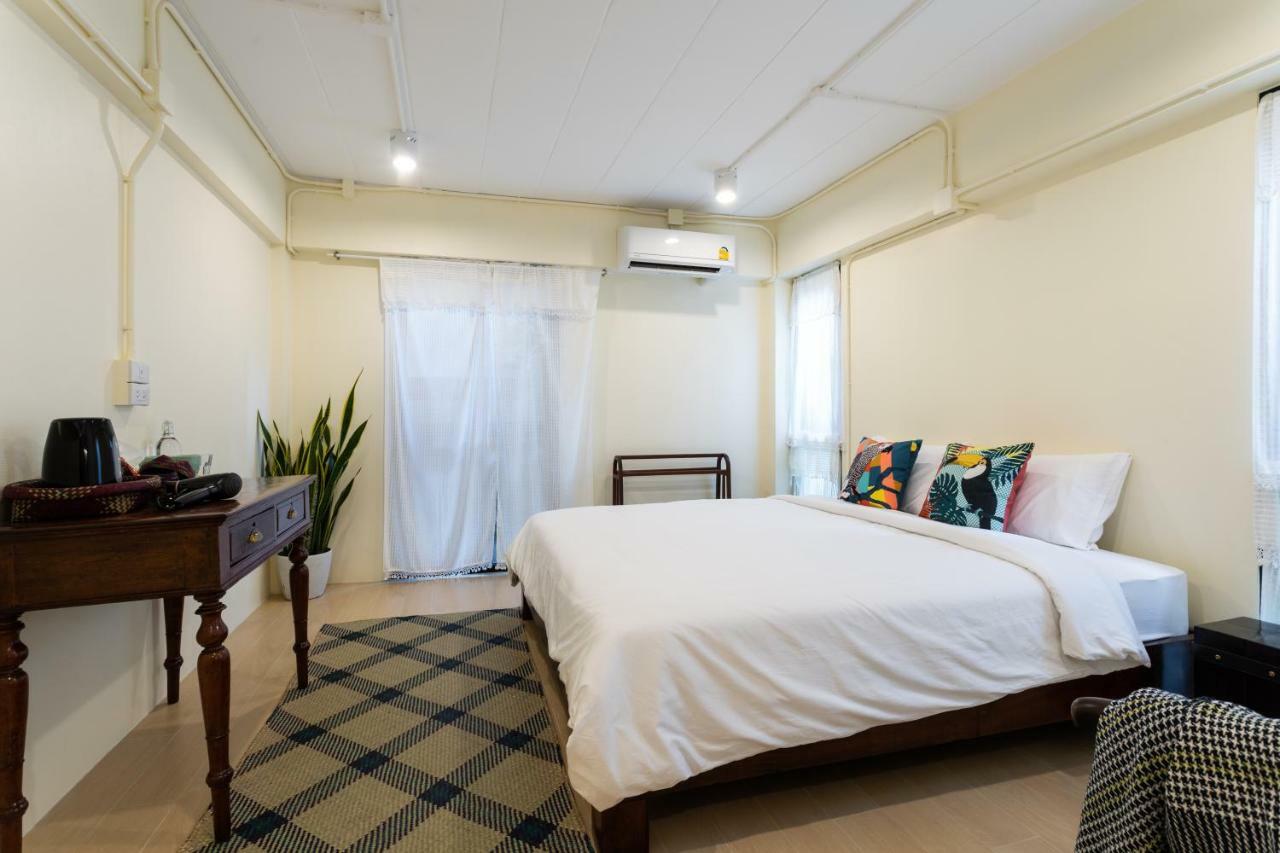 Baan Boon Bed & Breakfast Bangkok Exterior photo